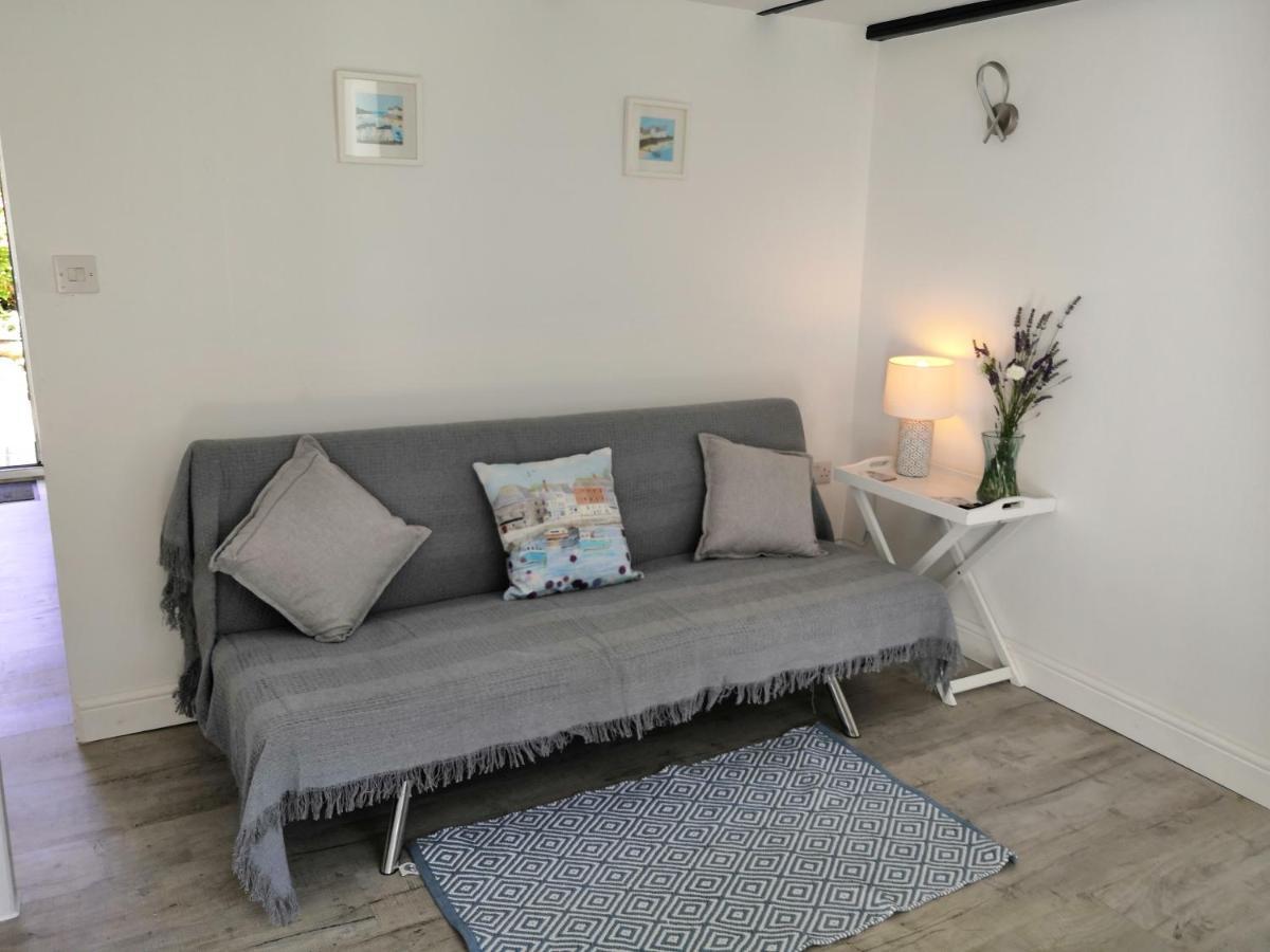 Captivating Isolde Cottage With Pool Near St Ives Camborne Buitenkant foto